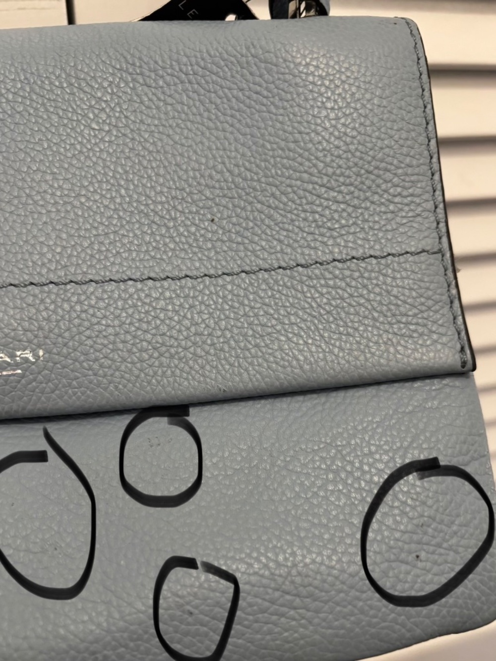 Tahari Genuine Leather Crossbody Bag NWT - Picture 5 of 16